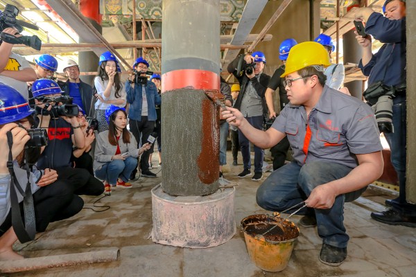 Shenyang Palace Museum offers visitors hands-on experience on renovation