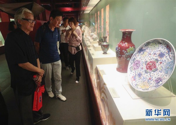 Shenyang displays cultural relics