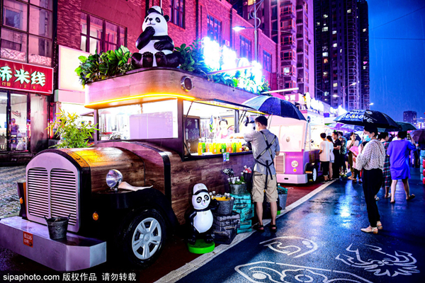 New 'car bazaar' revs up Shenyang's night economy