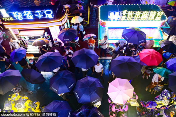 New 'car bazaar' revs up Shenyang's night economy