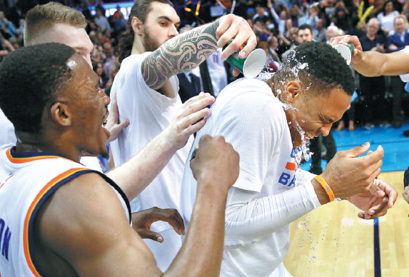 Russell reels in another record