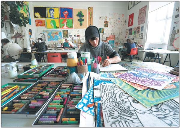 Mentally ill creating fantastical 'raw art' factory