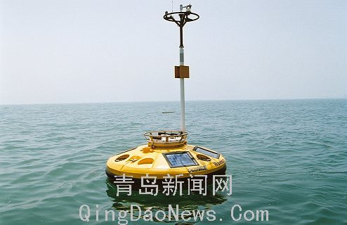 Qingdao places buoy to monitor red tide during Olympics (photo attached)