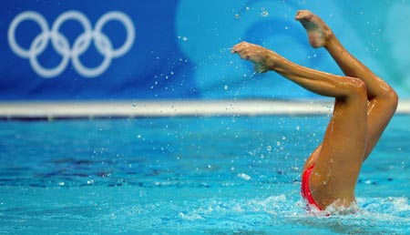 Andrea Nott and Christina Jones of the United States compete in the final of the duet free routine of the synchronized swimming during the Beijing 2008 Olympic Games at the National Aquatic Center, or the Water Cube, in Beijing, China, Aug. 20, 2008. Andrea Nott and Christina Jones of the United States ranked 5th in the final.
