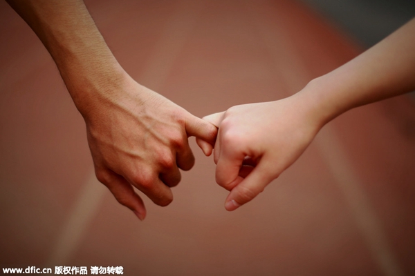 Students may decide fate of dating course