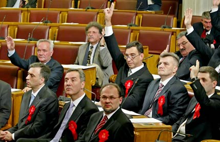 Montenegro declares independence