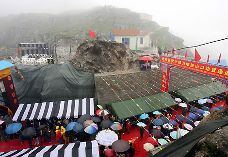 China, India open Himalayan pass for border trade