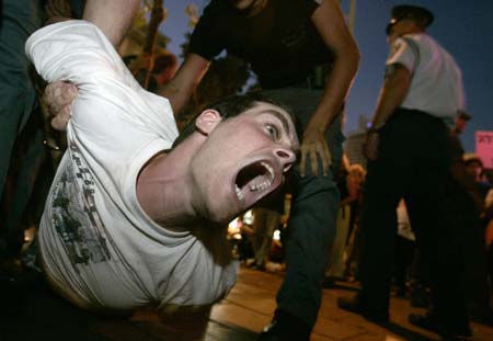 Israel jets blast Lebanon