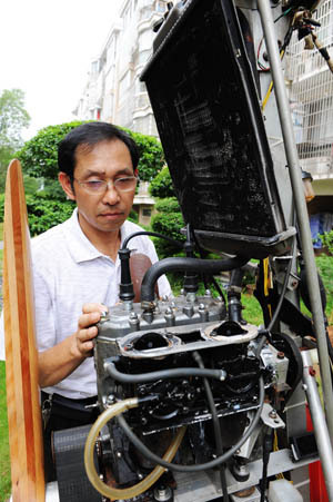 Self-made rotor aircraft by Changsha citizen