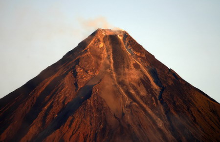 Philippine volcano calm only for now