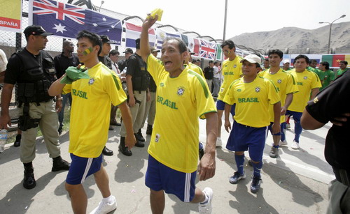 Inmates play in mock tournament of world cup in Peru