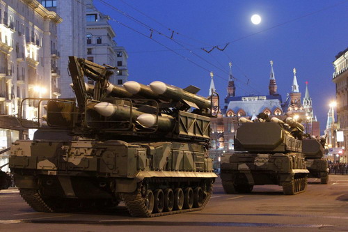 Moscow rehearses for military parade
