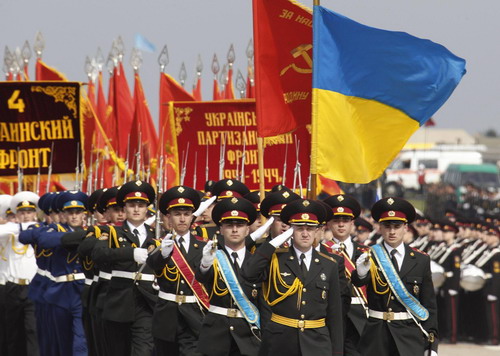 Russia and Ukraine practice for May 9 military parade