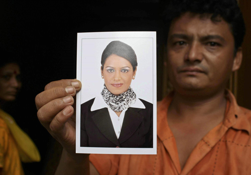 India identifies 104 victim bodies of plane crash