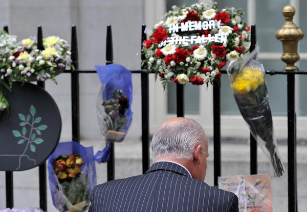 Britain marks 5th anniversary of terror attack