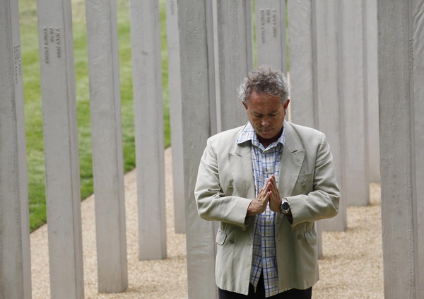 Britain marks 5th anniversary of terror attack