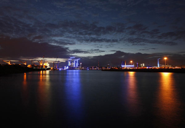 Blue lights illuminate Hamburg for 'Cruise Days'