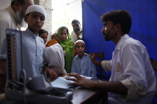 Medical reliefs arrive to floods victims in Pakistan