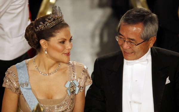 Nobel laureates receive prizes