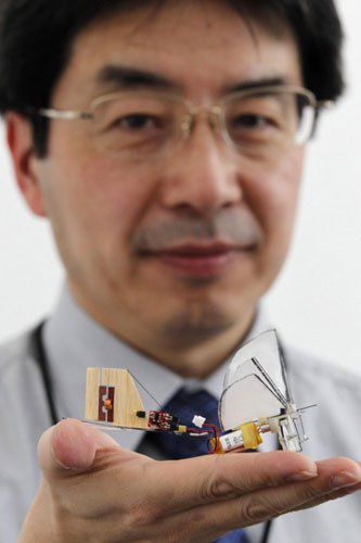 Bionic robots show in France