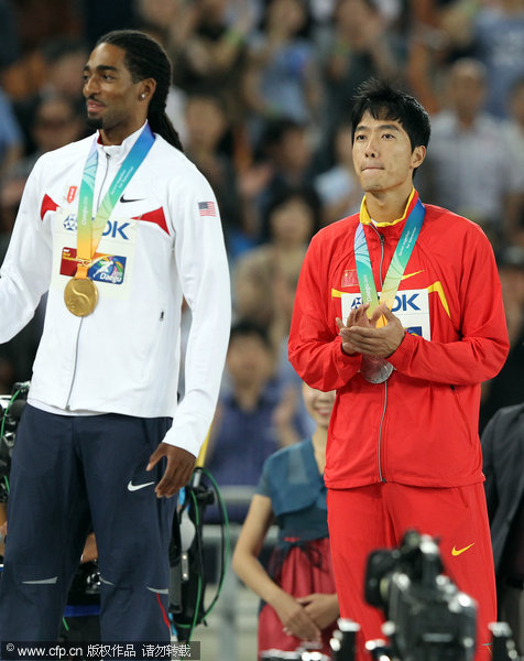 'Big brother' Liu happily receives silver