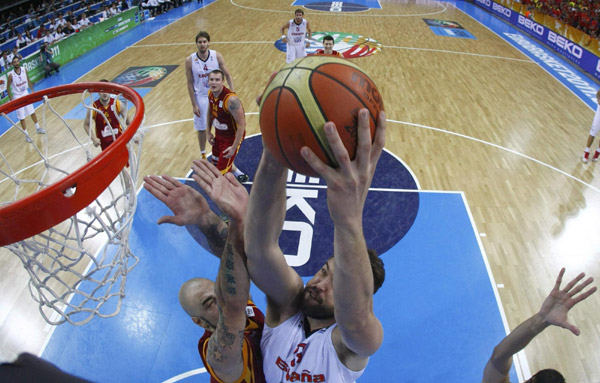Spain beat Macedonia to reach Eurobasket final Spain beat Macedonia to reach Eurobasket final