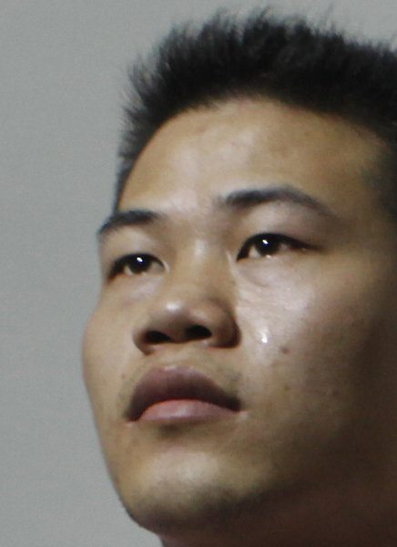 Hospital apologizes for 'dead' baby error