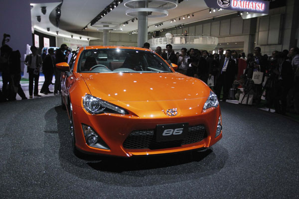Toyota Motor Corporation's production prototype of the '86' compact rear-wheel drive sports car is seen at the 42nd Tokyo Motor Show in Tokyo November 30, 2011. Tokyo Motor Show kicks off