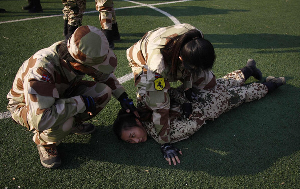 China's first female bodyguards in Beijing