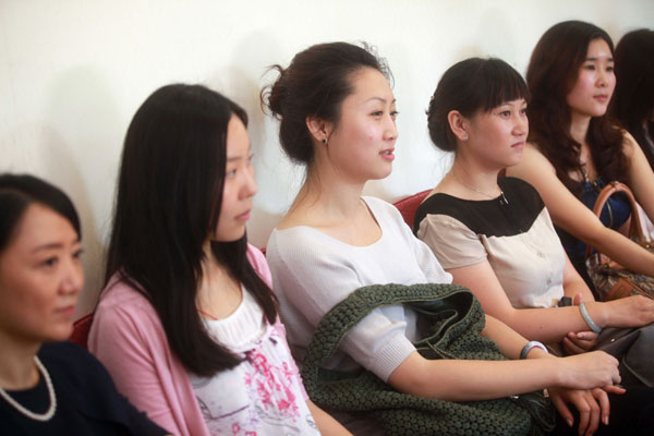 Women compete to become billionaire's wife