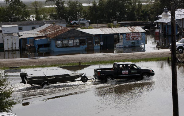 Hurricane Isaac pounds Louisiana, United States