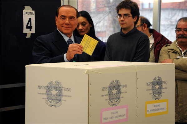 Italians begin voting for new government