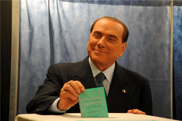 Italians begin voting for new government
