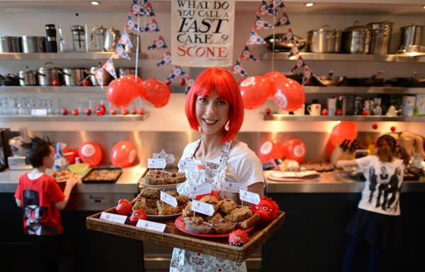 British PM's wife bakes 'charity cakes'