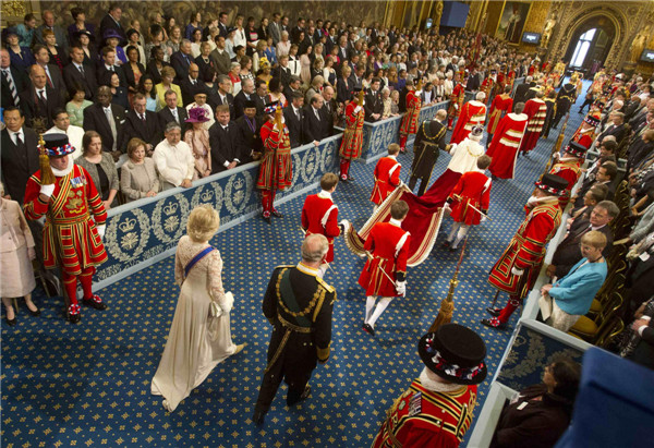 Britain's Queen Elizabeth delivers her speech in the House of Lords, during the State Opening of Parliament at the Palace of Westminster in London May 8, 2013. Queen Elizabeth opens Parliament