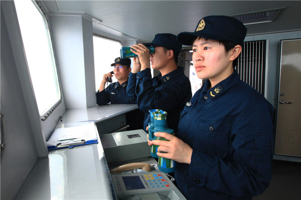 Chinese female sailors participate in China-Russia 'Joint Sea-2013' drill at Peter the Great Bay in Russia, July 12, 2013. Chinese female sailors at China-Russia sea drills
