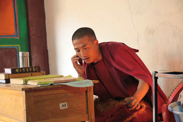 Life of monks at Dongrup Ling Monastery