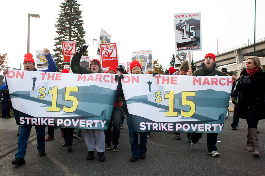 US fast-food workers demand higher wages