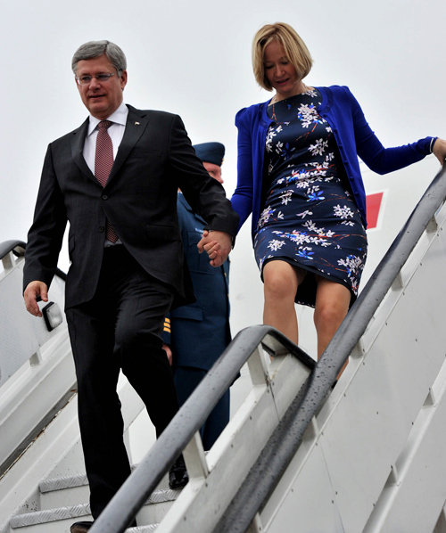 World's top leaders pay tribute to Mandela