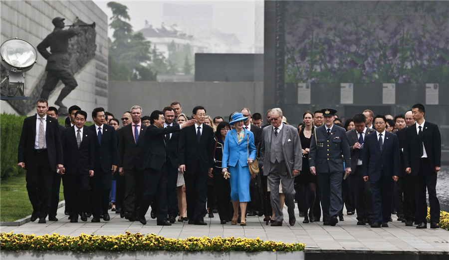 Danish Queen visits Nanjing Massacre Memorial Hall
