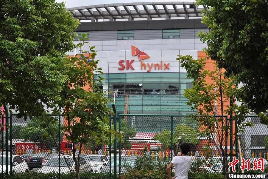 無錫一韓資企業突發火災 黑煙蔓延數公里