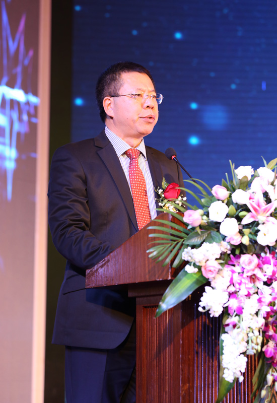 贏享中國·強(qiáng)力巨彩杯2015年LED顯示屏行業(yè)高峰論壇暨頒獎(jiǎng)盛典隆重上演