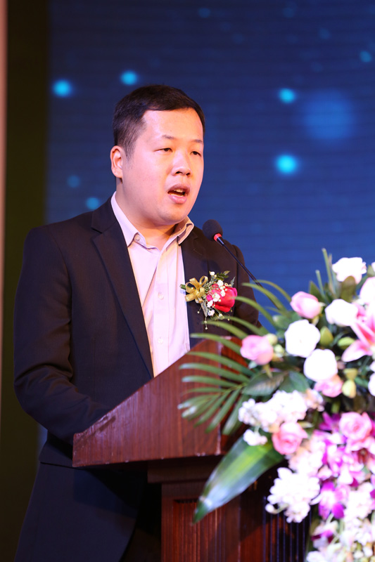 贏享中國·強(qiáng)力巨彩杯2015年LED顯示屏行業(yè)高峰論壇暨頒獎(jiǎng)盛典隆重上演