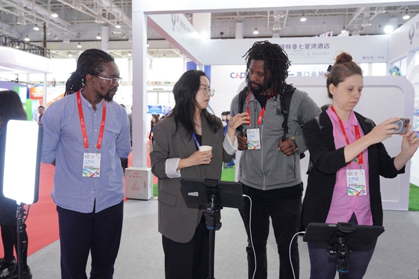 1745827841066074182.jpg xmswj0428 3.jpg