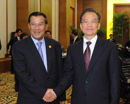 Premier Wen met with leaders of Vietnam, Cambodia and Cote d'Ivoire