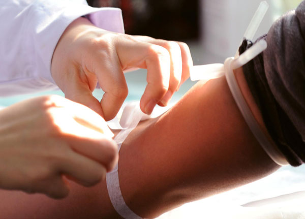 People donate blood in Zhengzhou