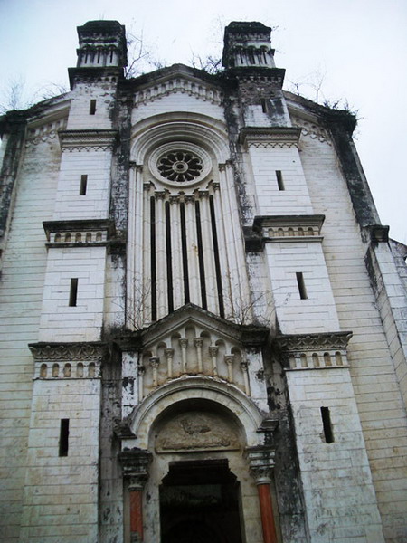 Shangshuyuan Church reborn from the ashes