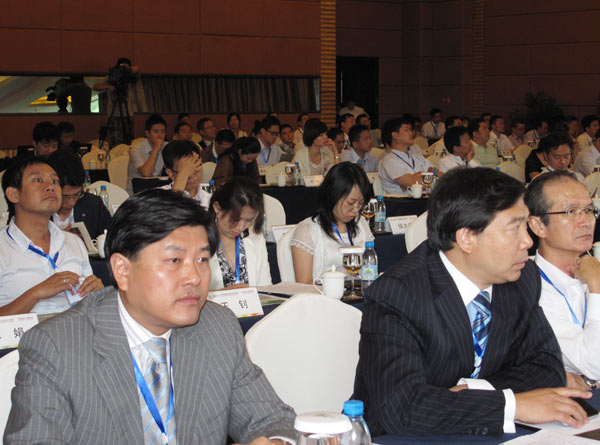 Overseas businessmen impressed with Yibin Port Overseas businessmen impressed with Yibin Port