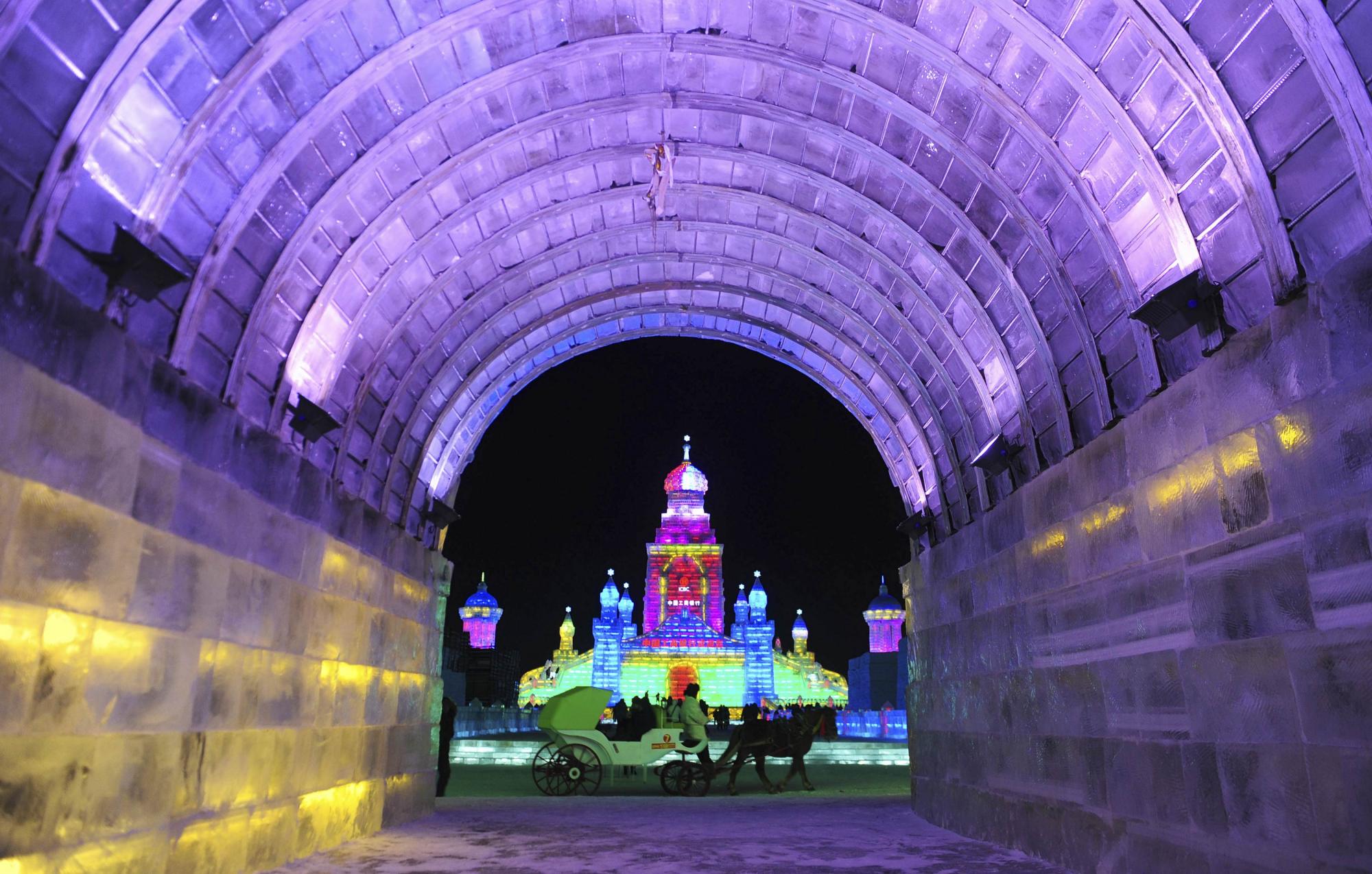 The wonderland of Harbin's Ice and Snow World