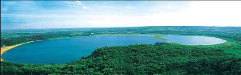 Tropical tourism, mysteries and culture